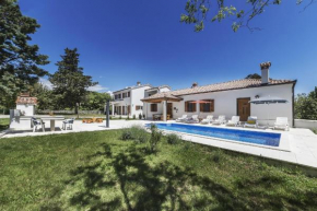Ferienhaus mit Privatpool für 12 Personen ca 254 qm in Labin, Istrien Bucht von Raša